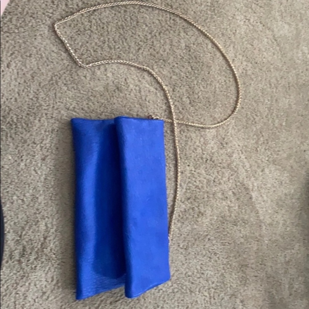 Torrid blue crossbody with gold chain